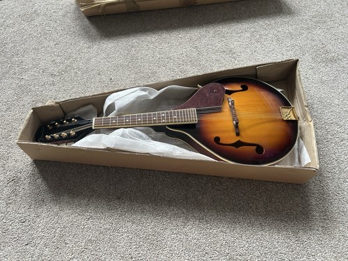 Fender 53s mandolin with - fender, sb