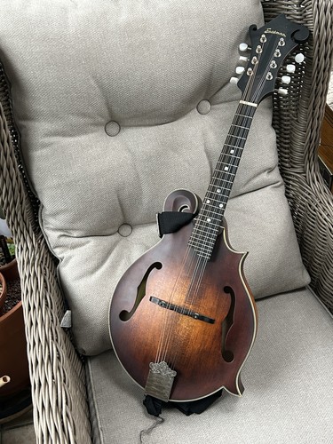 Eastman style mandolin - f,