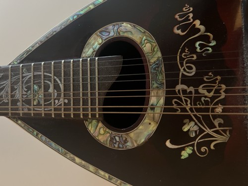 Mandolin